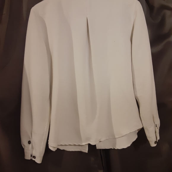 Blazer - Picture 3 of 3